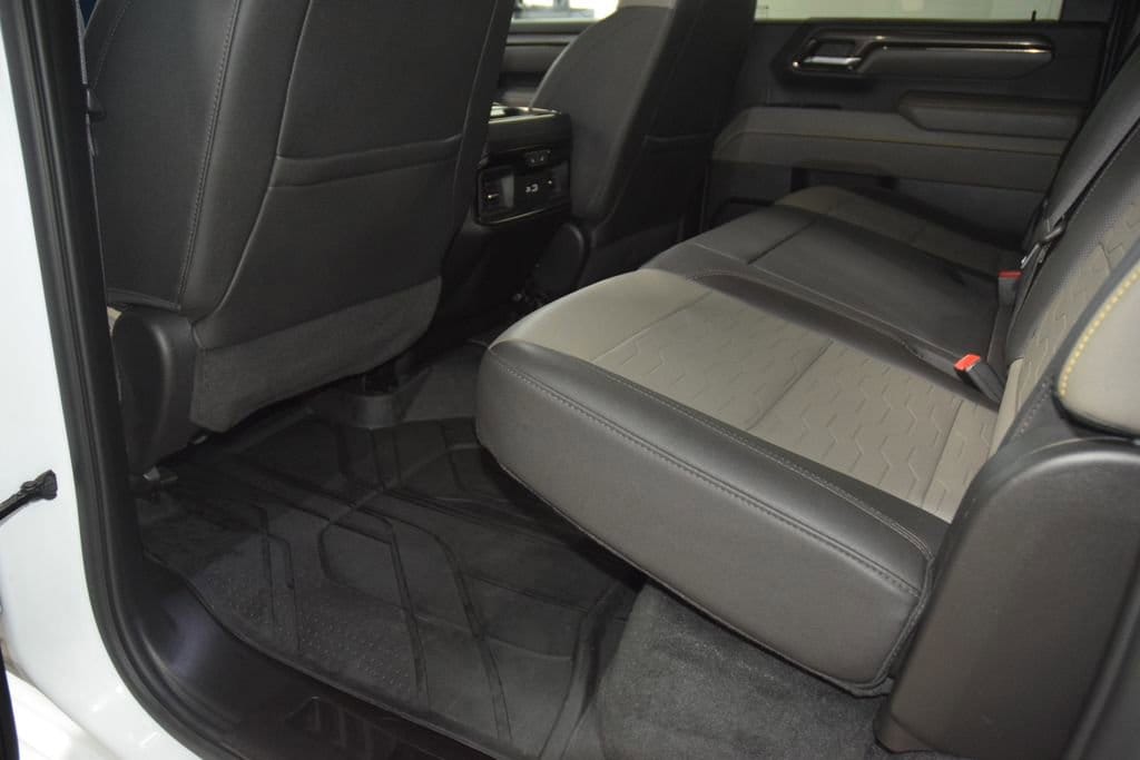 2024 Chevrolet Silverado 2500HD ZR2 - Photo 47