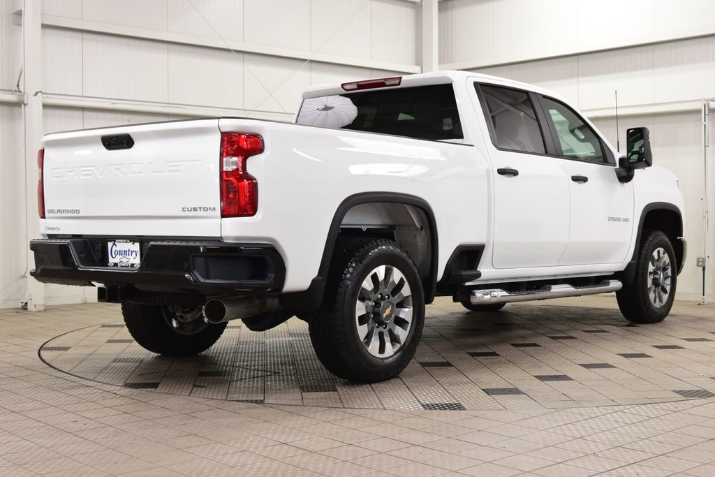 2026 Chevrolet Silverado 2500 HD Custom - Photo 8