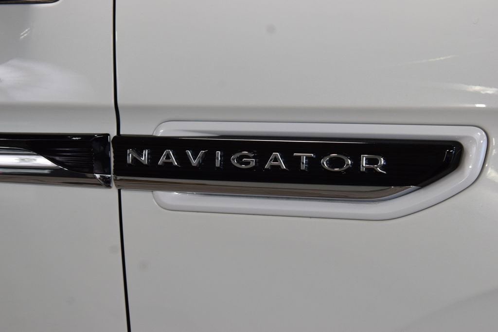 2024 Lincoln Navigator Black Label - Photo 16