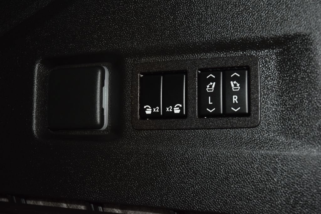 2023 Chevrolet Tahoe LT - Photo 24