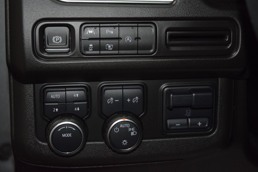2024 Chevrolet Tahoe RST - Photo 35