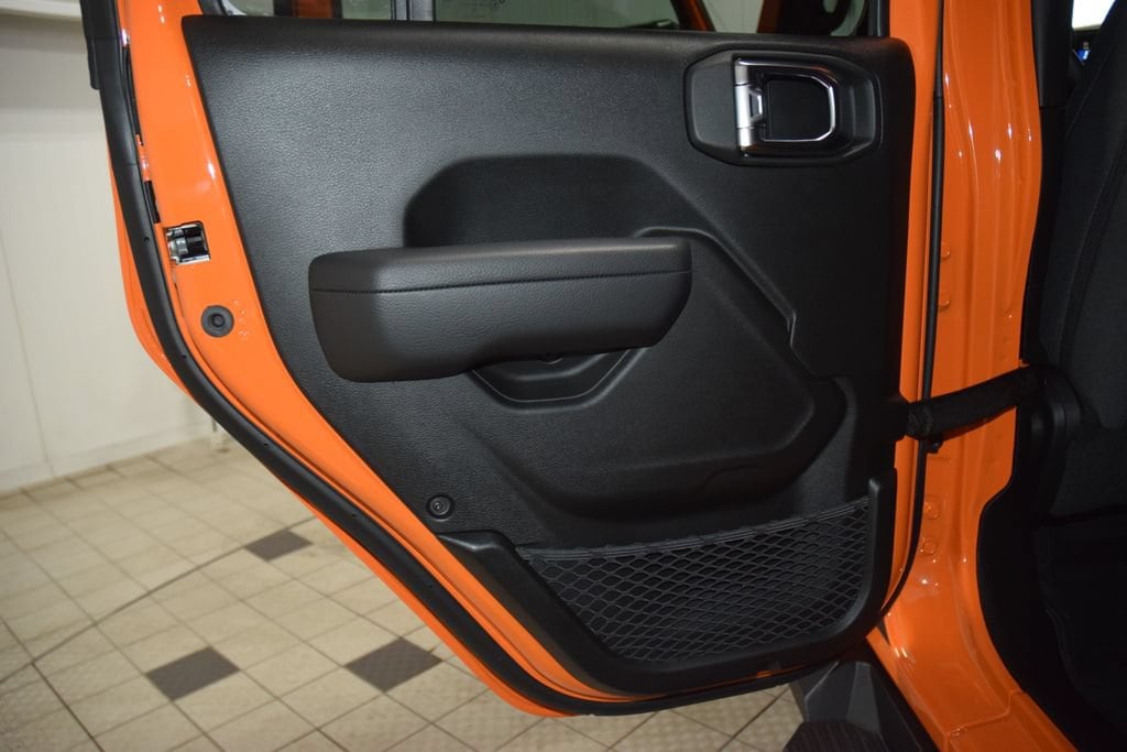 2025 Jeep Wrangler 4-Door Sport - Photo 39