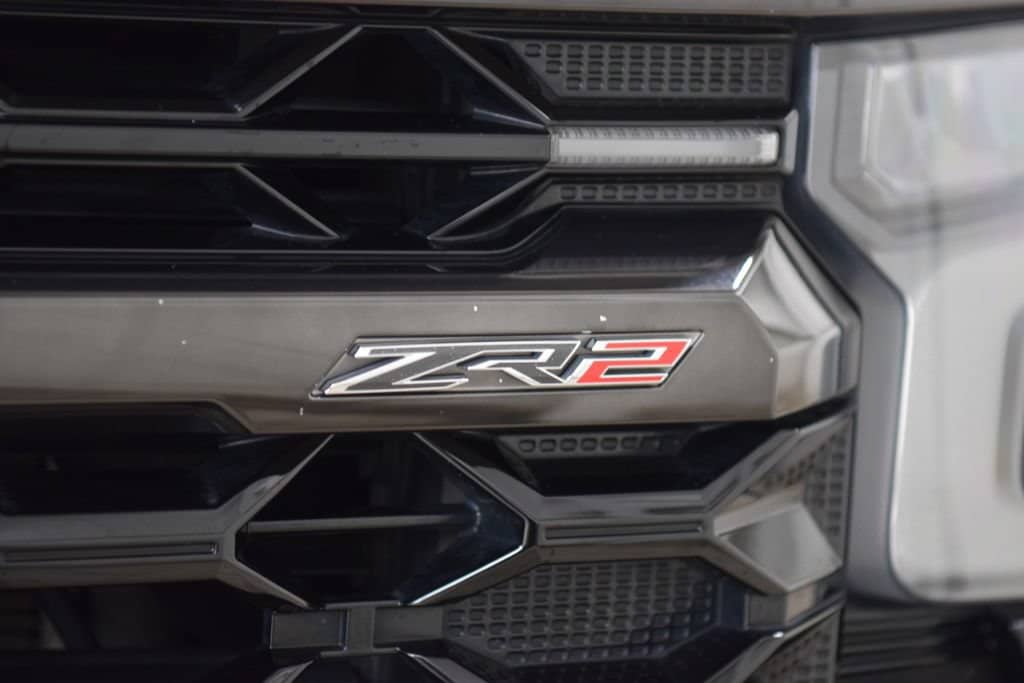 2024 Chevrolet Silverado 1500 ZR2 - Photo 16