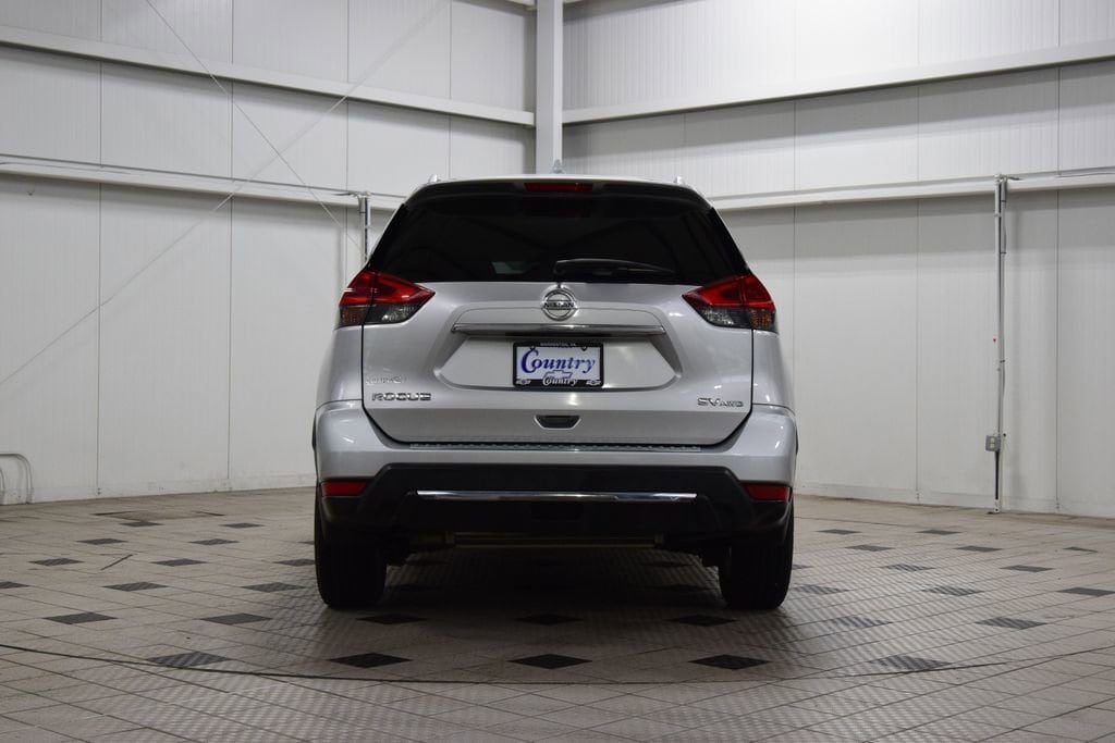 2018 Nissan Rogue SV - Photo 7