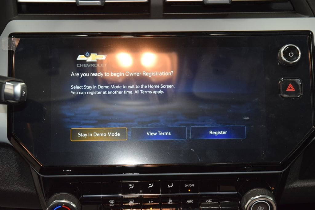 2027 Chevrolet Bolt LT - Photo 28