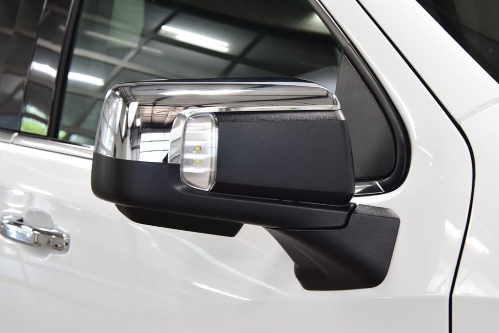 2026 Chevrolet Silverado 1500 LTZ - Photo 17