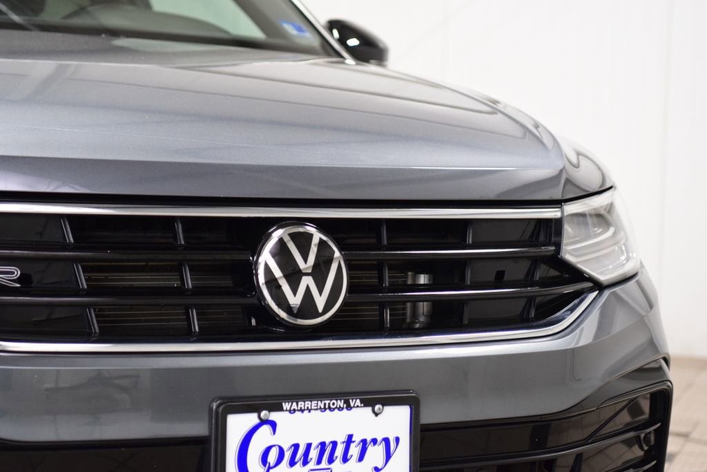 2023 Volkswagen Tiguan SE R-LINE BLACK - Photo 11