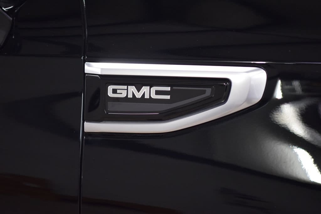 2024 GMC Yukon XL Denali - Photo 16