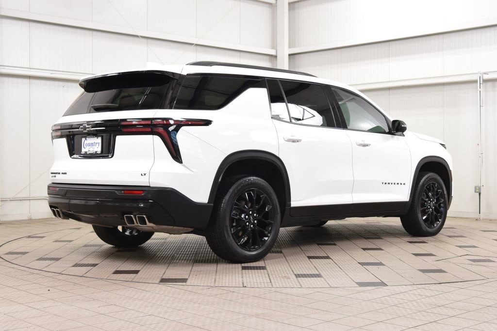 2024 Chevrolet Traverse 2LT - Photo 8