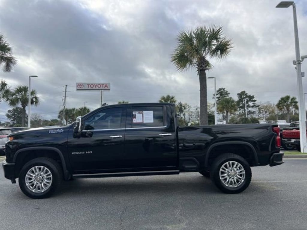 Used 2022 Chevrolet Silverado 2500 HD High Country Truck Crew Cab