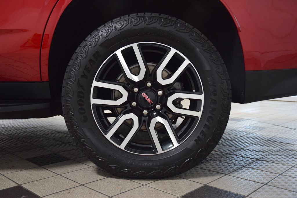 2024 GMC Yukon AT4 - Photo 29