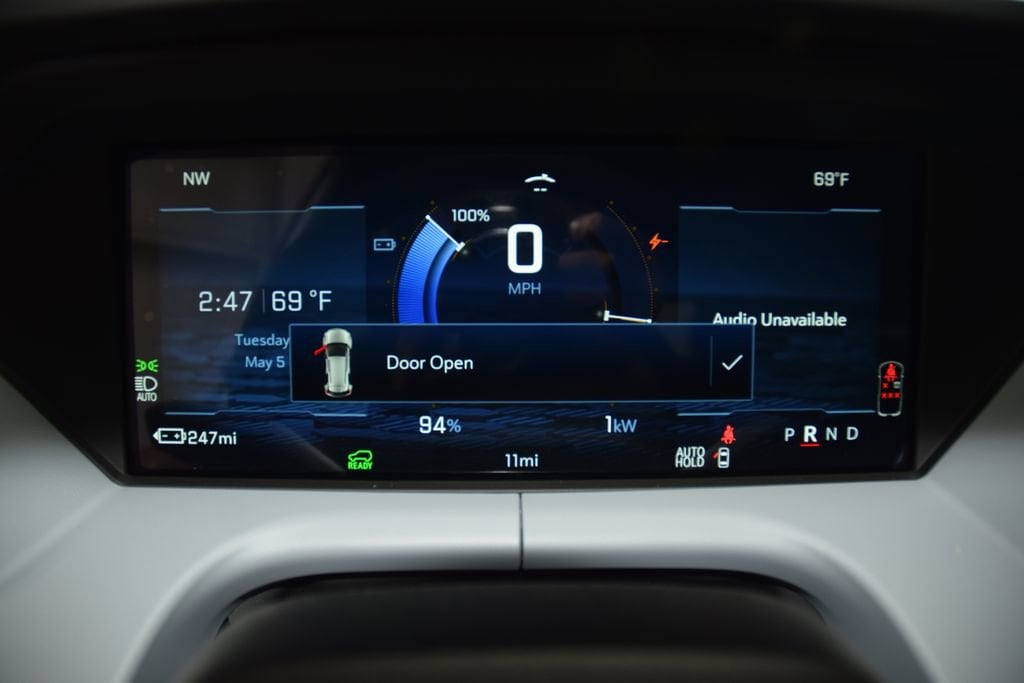 2027 Chevrolet Bolt RS - Photo 45
