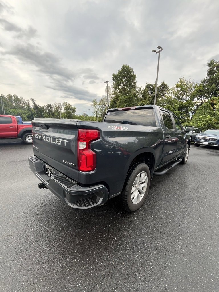2021 Chevrolet Silverado 1500 Custom photo 3