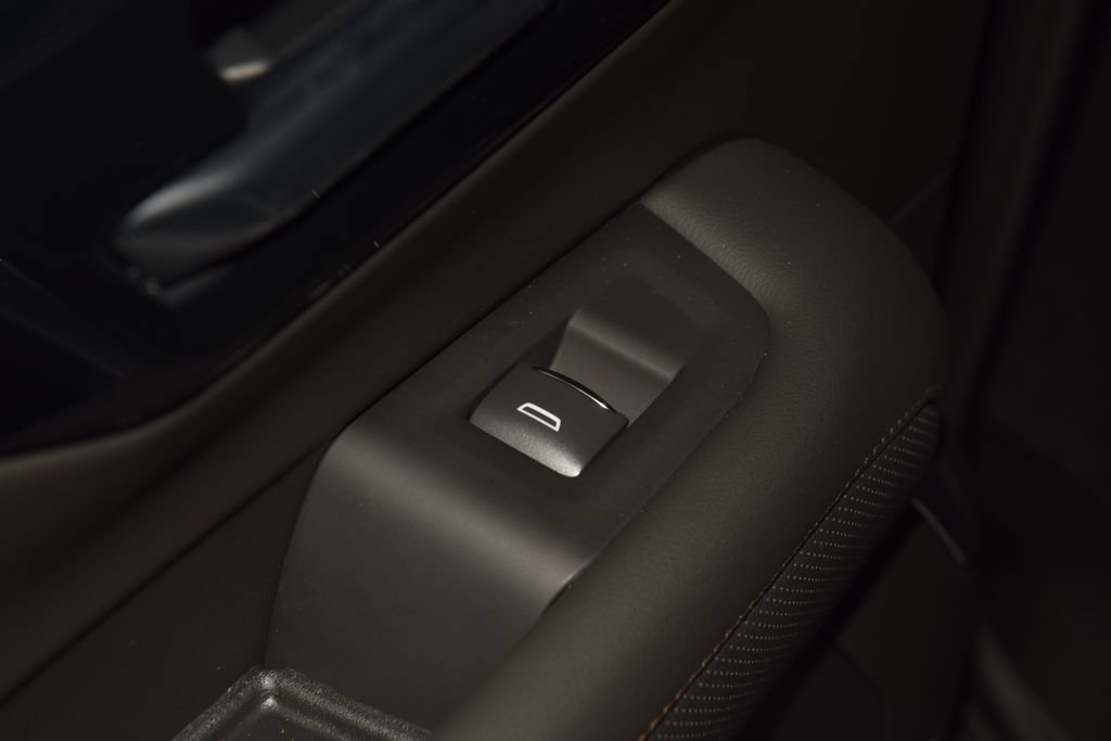 2026 Chevrolet Suburban High Country - Photo 47