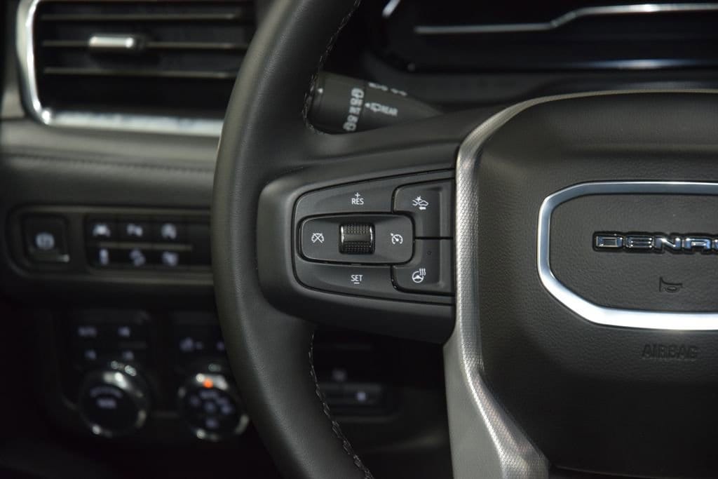 2024 GMC Yukon XL Denali - Photo 34