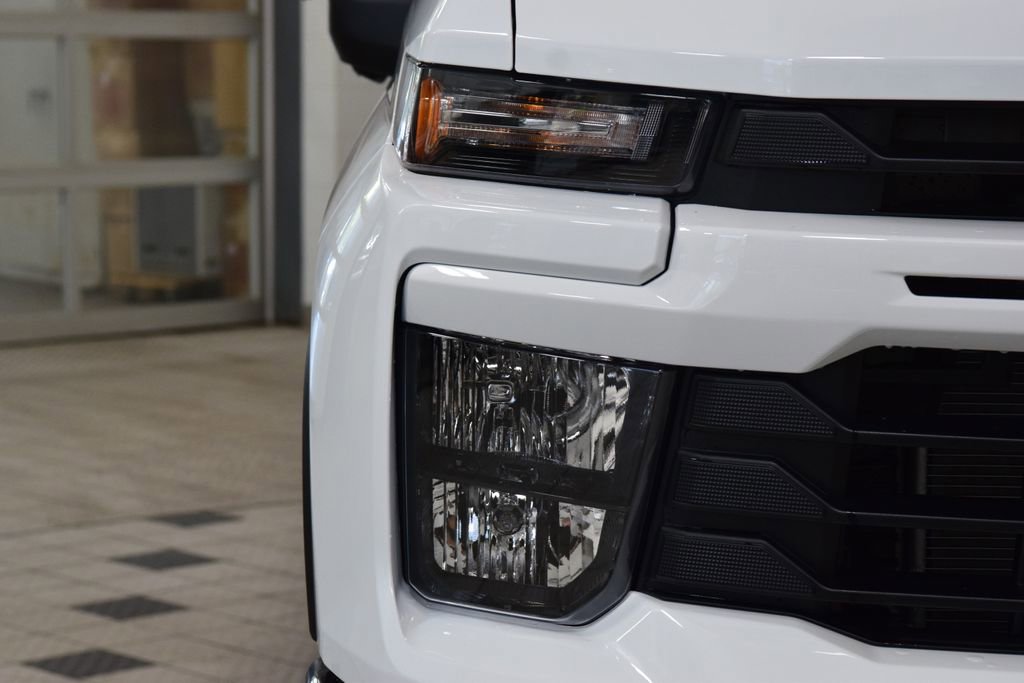 2026 Chevrolet Silverado 2500 HD Custom - Photo 12