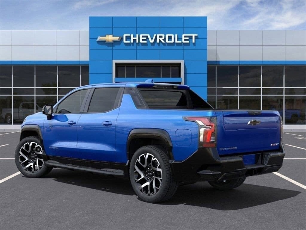 2025 Chevrolet Silverado EV RST photo 2