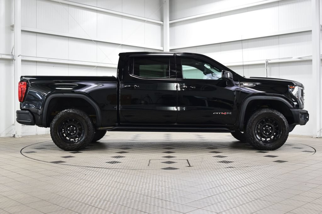 2023 GMC Sierra 1500 AT4X - Photo 9