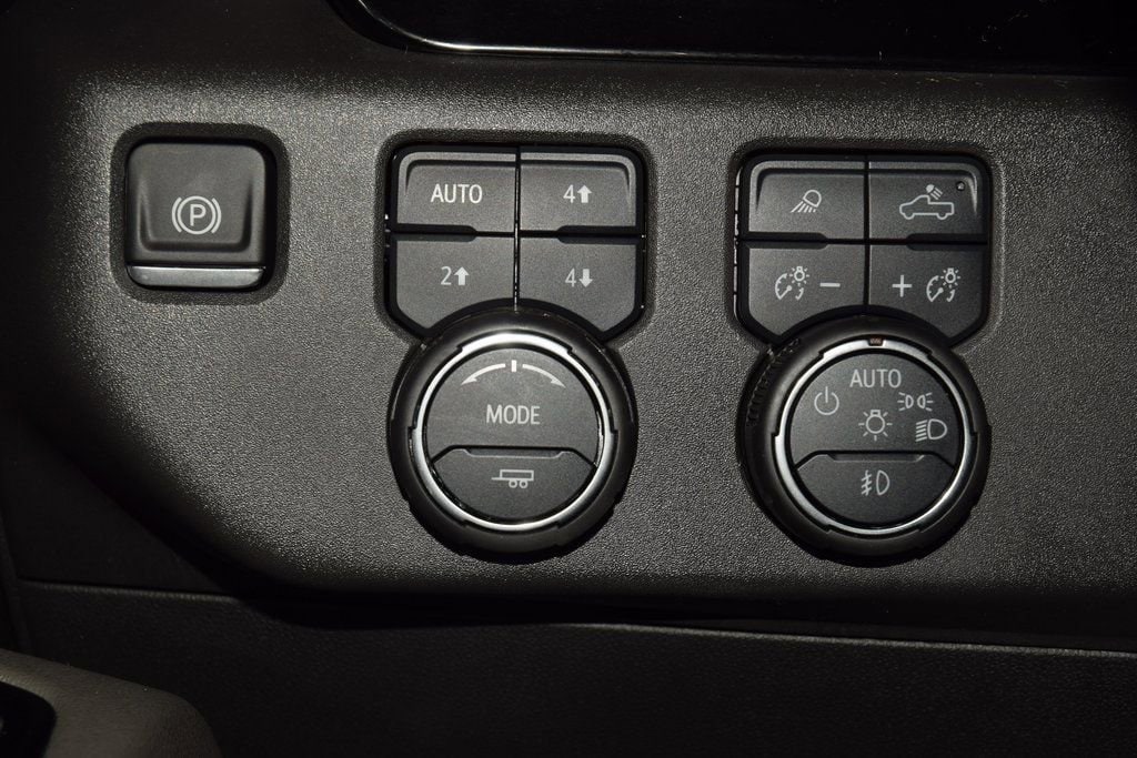 2024 Chevrolet Silverado 1500 ZR2 - Photo 39