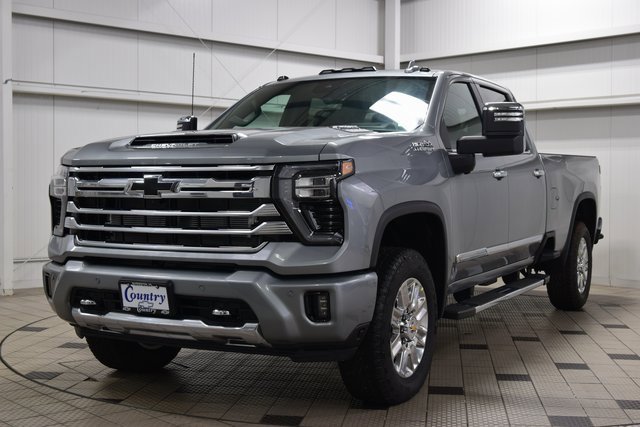 2025 Chevrolet Silverado 3500HD High Country photo 3