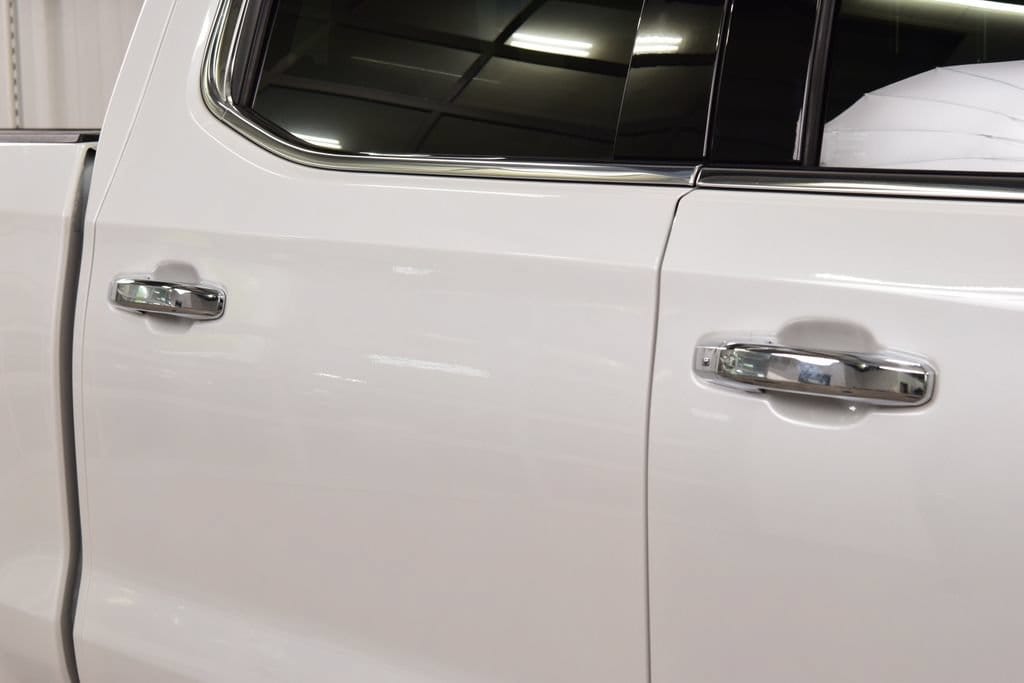 2022 Chevrolet Silverado 1500 LTZ - Photo 21