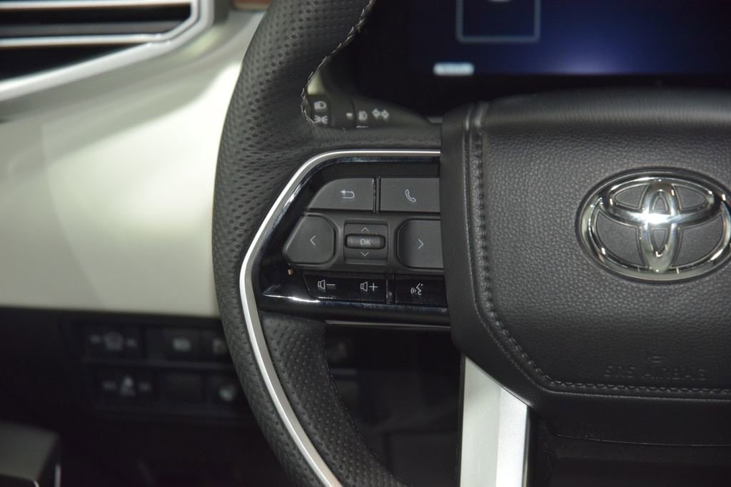 2025 Toyota Sequoia Capstone - Photo 40