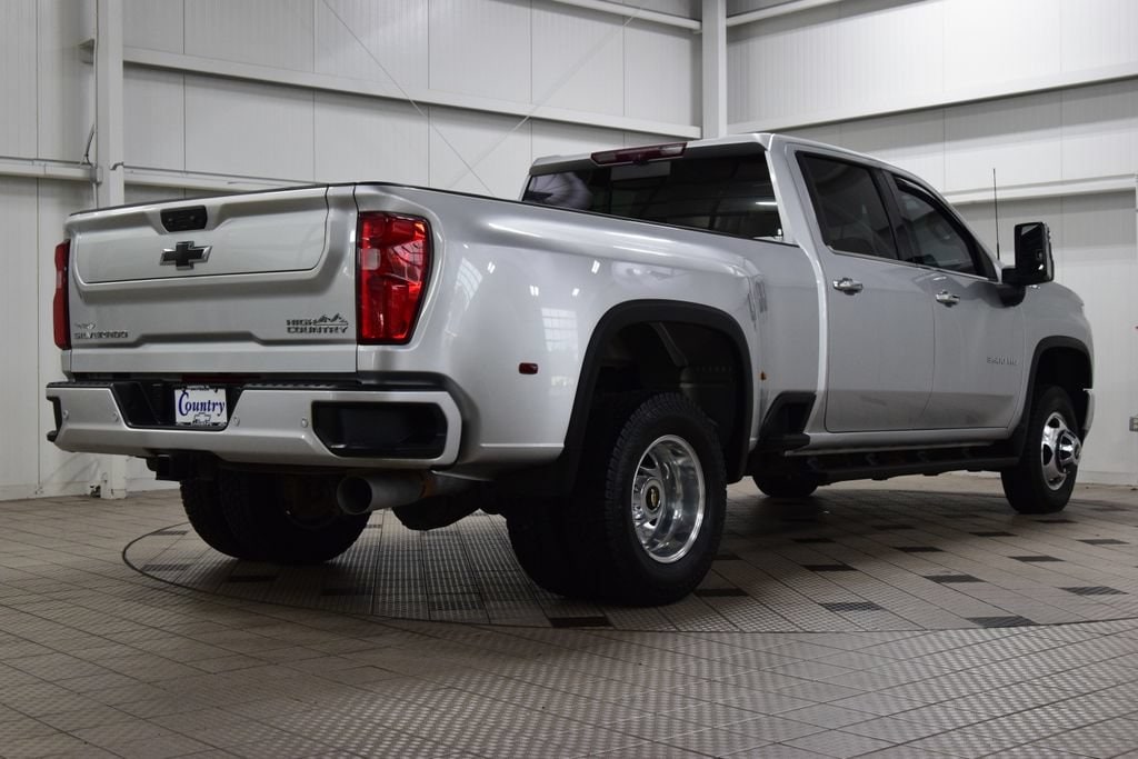 2022 Chevrolet Silverado 3500HD High Country - Photo 8