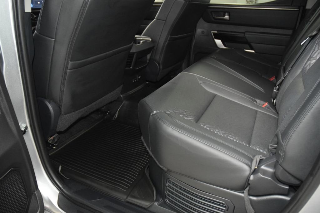 2024 Toyota Tundra Limited - Photo 44
