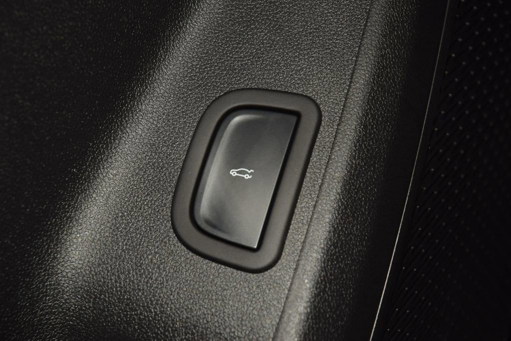 2025 Chevrolet Traverse Z71 - Photo 48