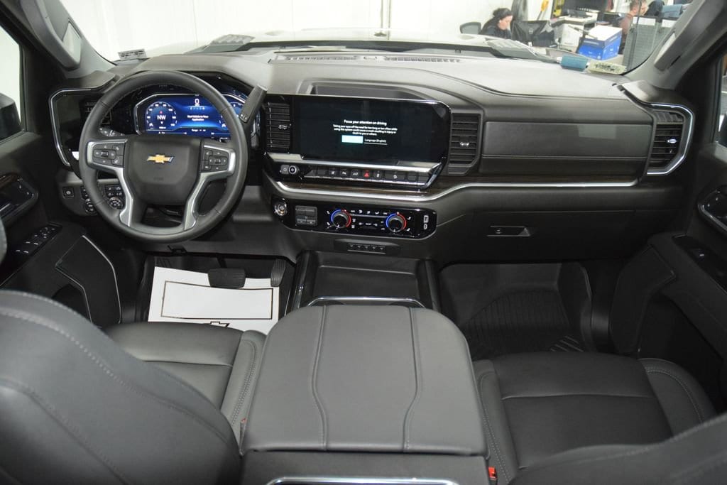 2025 Chevrolet Silverado 2500HD LT - Photo 34