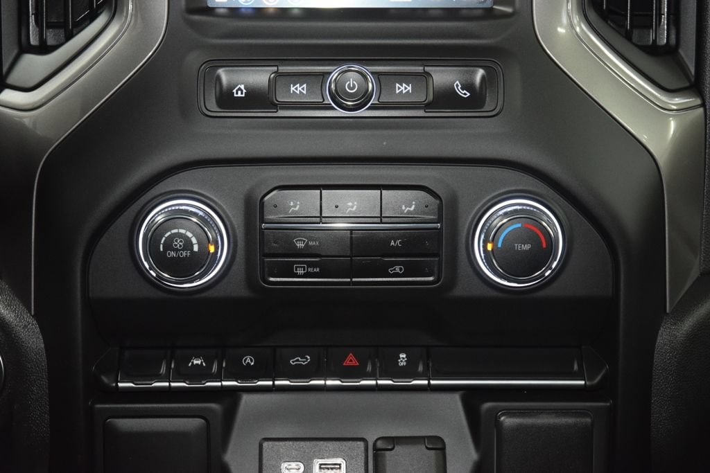 2023 Chevrolet Silverado 1500 Custom - Photo 30