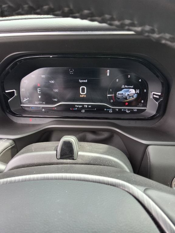2024 GMC Yukon Denali Ultimate - Photo 23