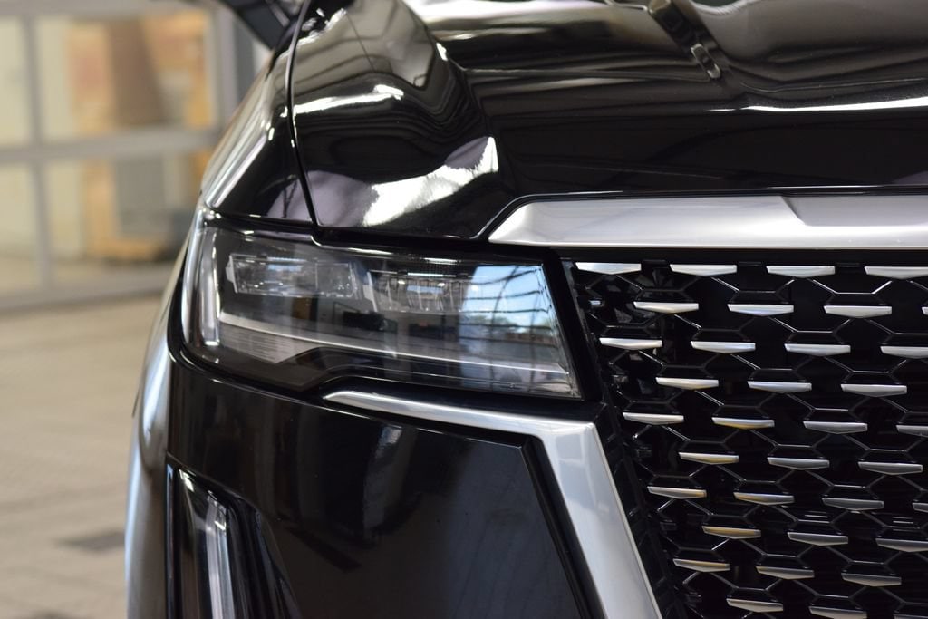 2024 Cadillac Escalade ESV Premium Luxury - Photo 11