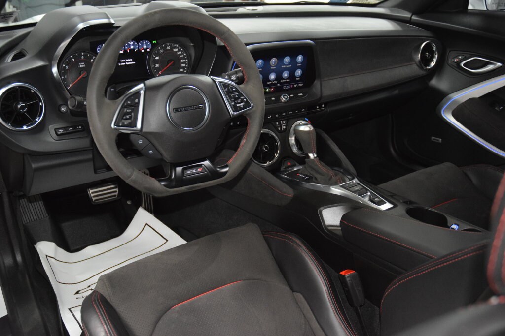 2023 Chevrolet Camaro ZL1 - Photo 32