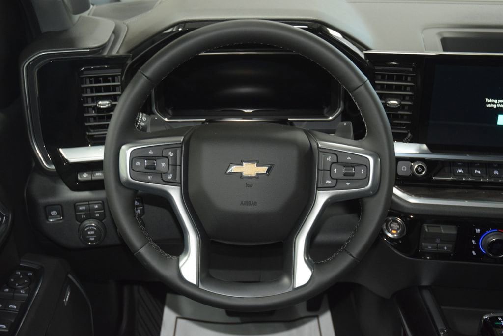 2026 Chevrolet Silverado 1500 LTZ - Photo 37