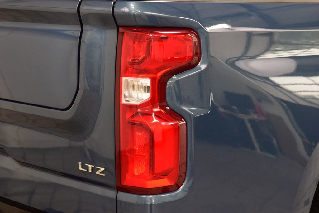 2024 Chevrolet Silverado 1500 LTZ - Photo 19