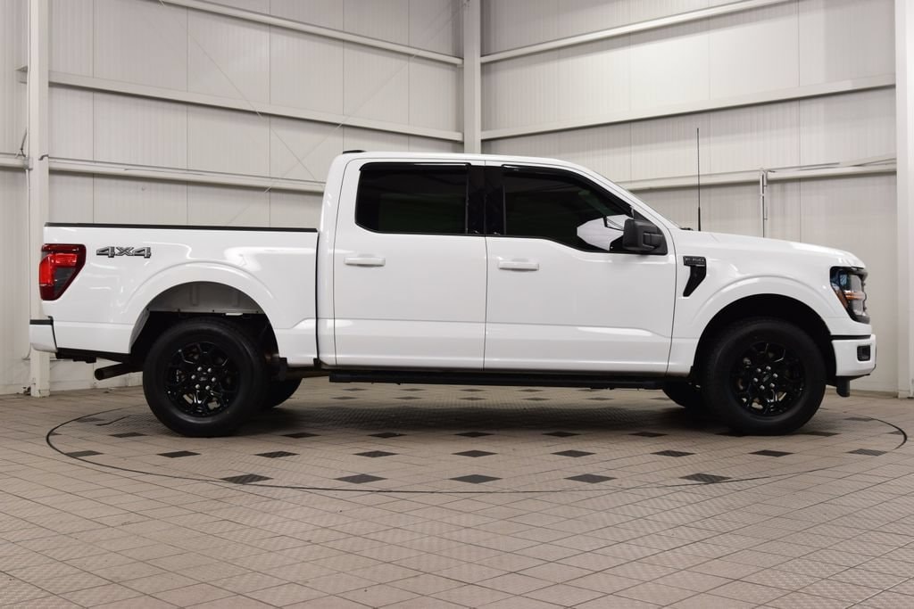 2025 Ford F-150 XLT - Photo 9