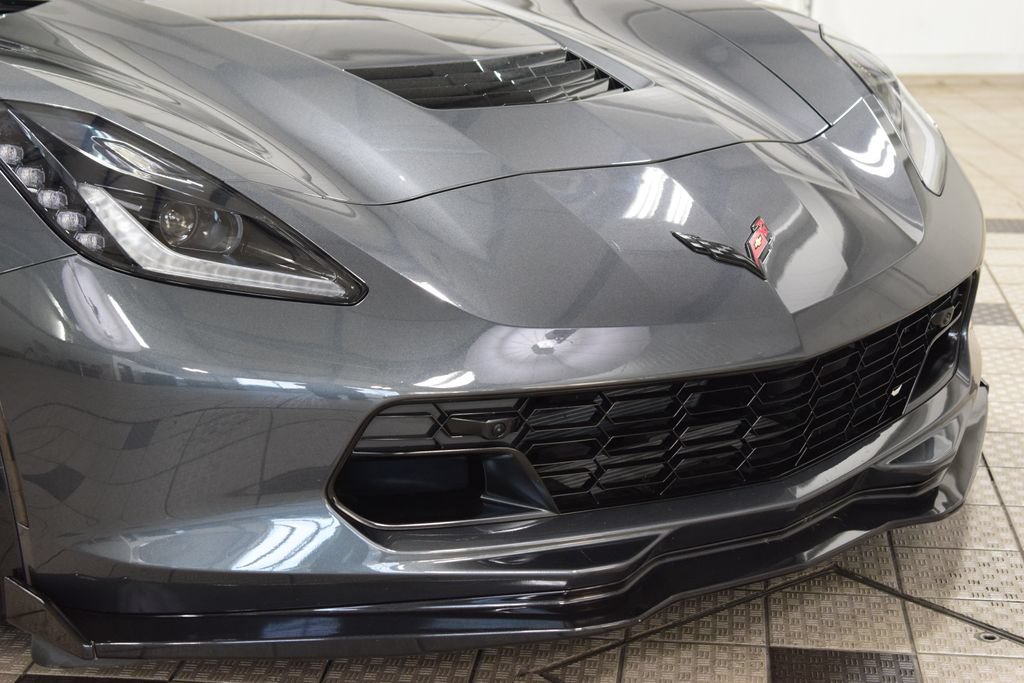 2017 Chevrolet Corvette 2LT - Photo 13