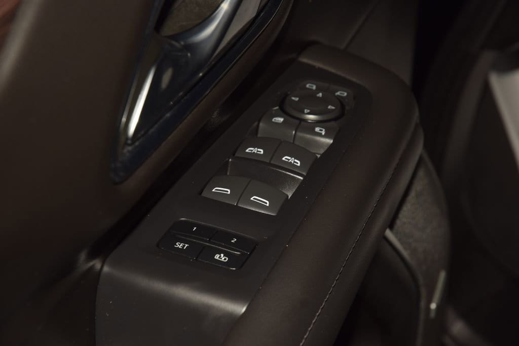 2023 Chevrolet Suburban Z71 - Photo 48