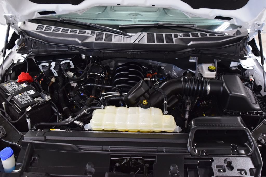 2025 Ford F-150 XLT - Photo 31