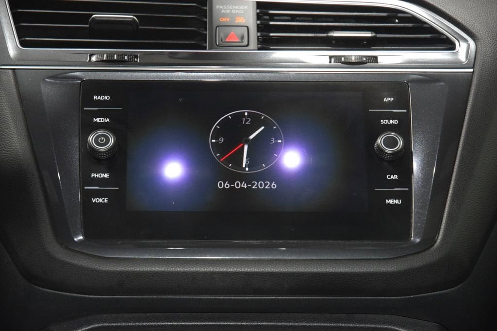 2022 Volkswagen Tiguan SE - Photo 29