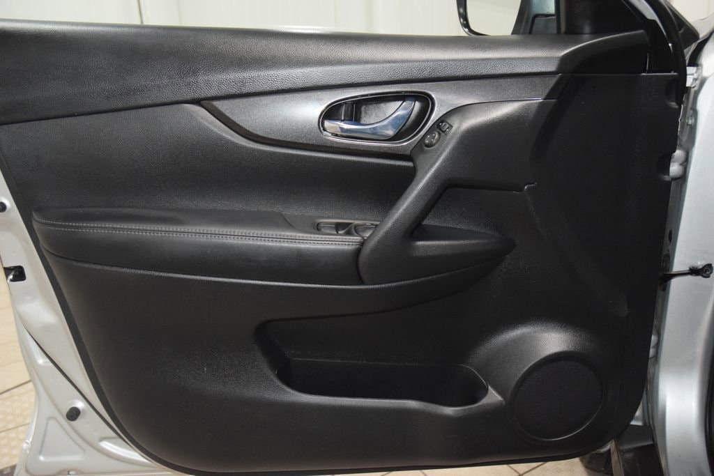 2018 Nissan Rogue SV - Photo 46