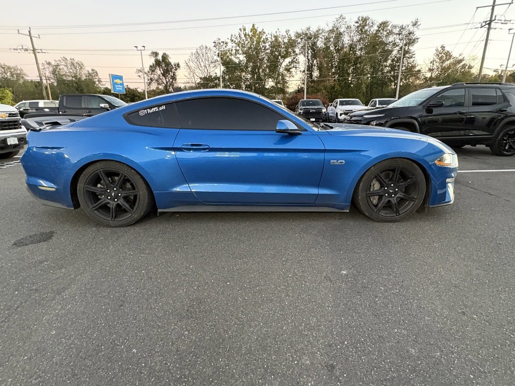 2021 Ford Mustang GT photo 3