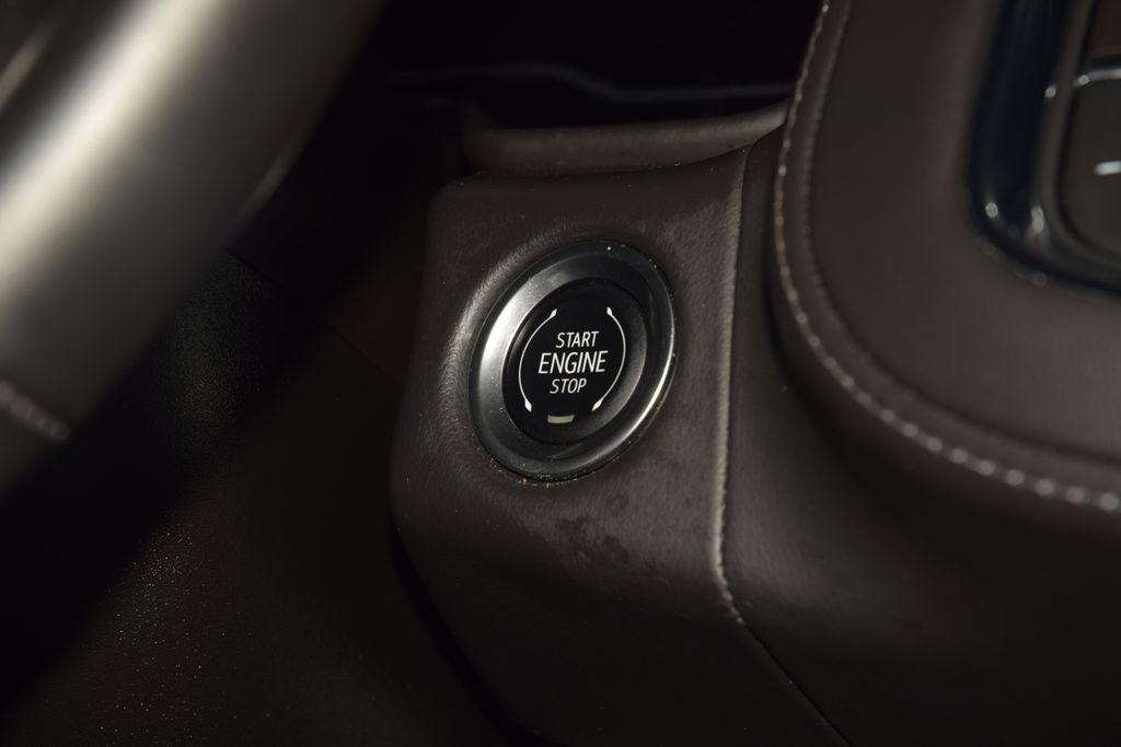 2024 Chevrolet Suburban Z71 - Photo 33