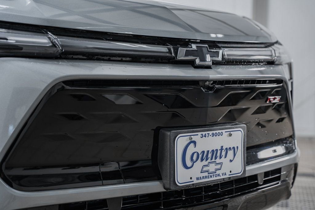 2025 Chevrolet Blazer EV RS - Photo 11