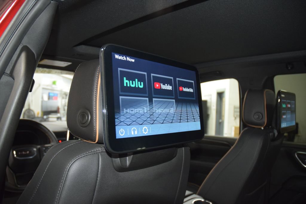 2024 GMC Yukon AT4 - Photo 46