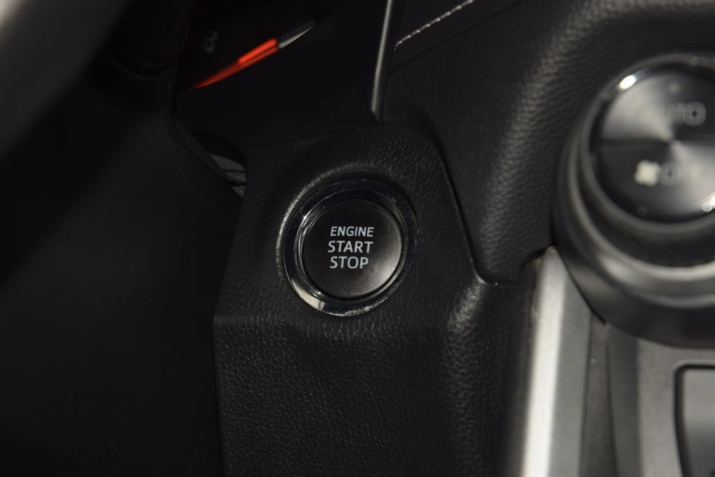 2022 Toyota RAV4 XLE - Photo 33