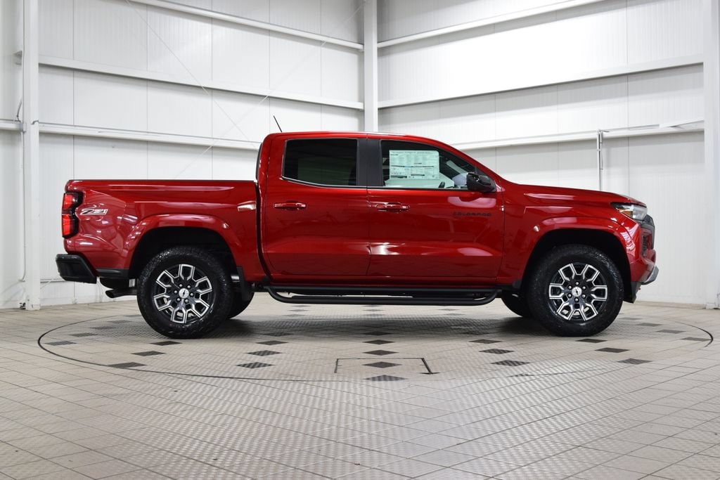 2026 Chevrolet Colorado Z71 - Photo 9