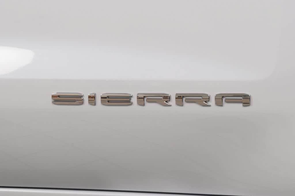 2026 GMC Sierra 1500 SLT - Photo 16