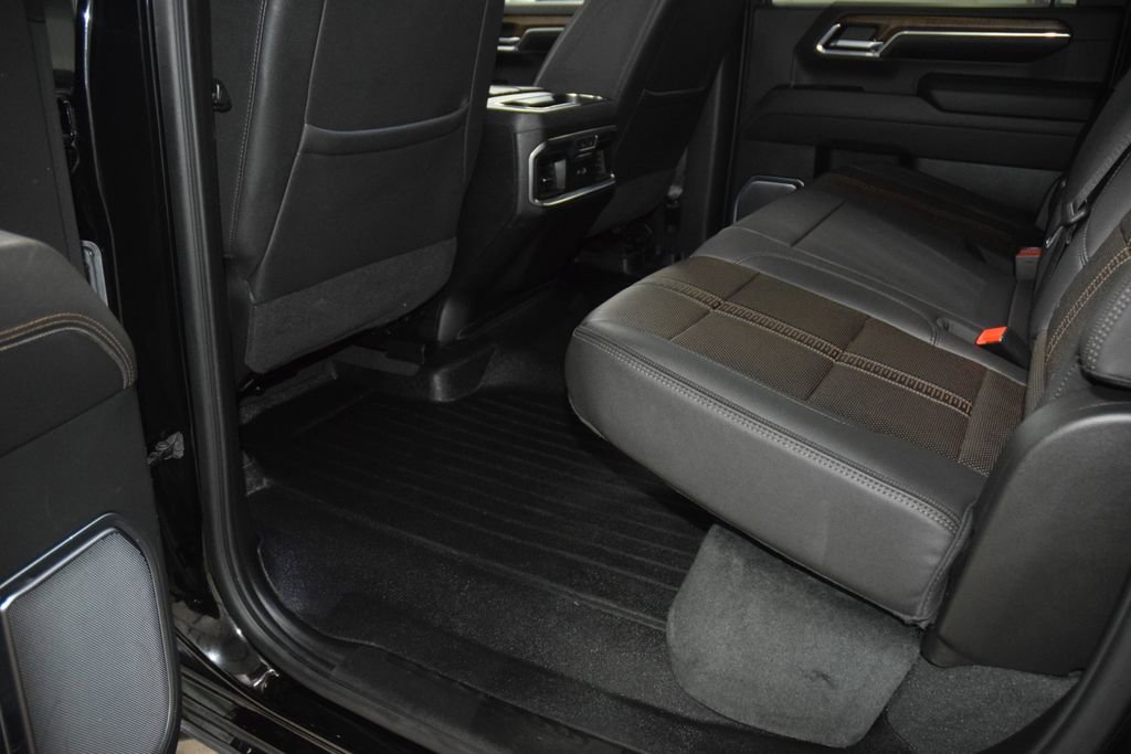 2024 Chevrolet Silverado 3500HD High Country - Photo 46